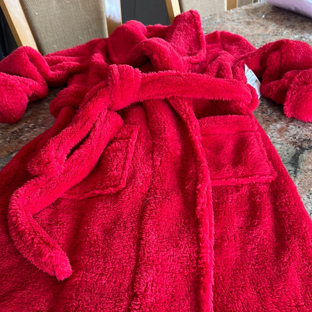 Small, long Robe 100% Polyester